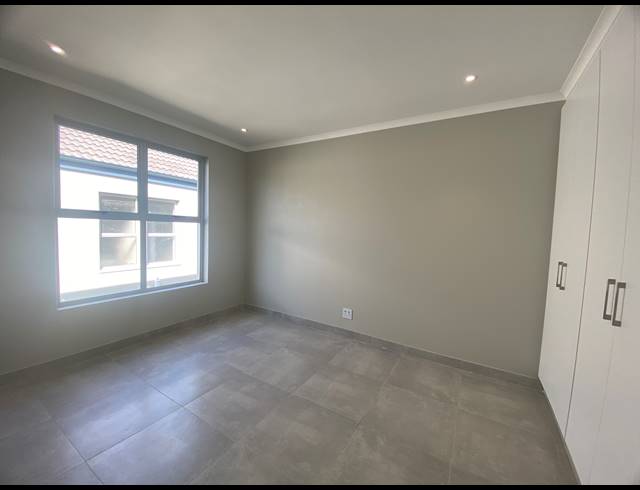 3 BEDROOM HOUSE FOR SALE IN LALELA ESTATE